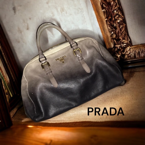 ⭐️Host Pick⭐️ PRADA - Picture 3 of 17
